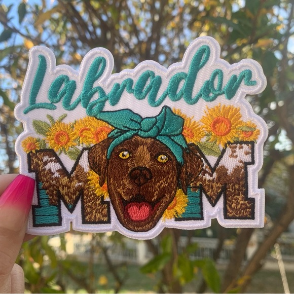 “Labrador Mom” Embroidery Iron On Patch, Leopard German Shephard, Dog Lover - Picture 4 of 5